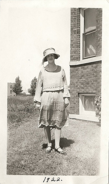 1922 woman