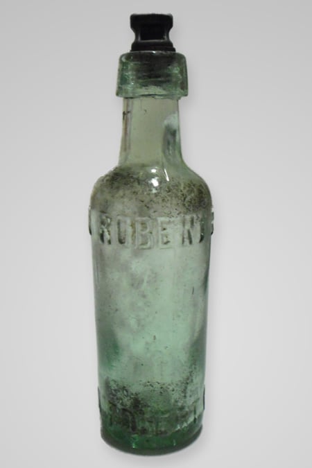 1900-Internal-Screw-Cap