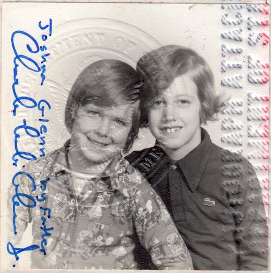 1976 passport photo 550