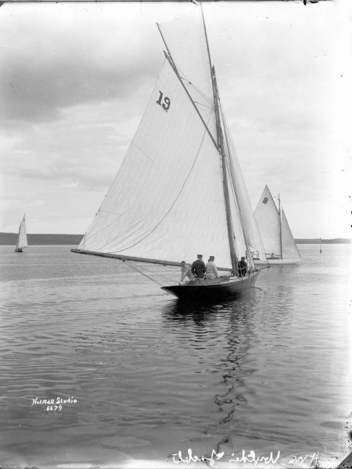 H.M._Wylde's_yacht_sailing_in_Halifax_Harbour,_Nova_Scotia,_Canada,_ca._1900