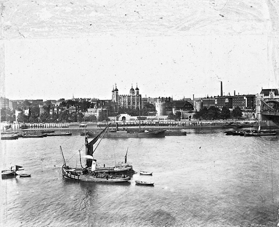 thames tower of london 1910